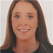 Soy una persona ambiciosa, que le gusta aprender y enseñar mis conocimiento al resto. Soy paciente, tranquila y extrovertida. Mis clases pueden ir dirigidas a personas que se encuentran en el grado en derecho. Tampoco me importaría dar clases a niños más